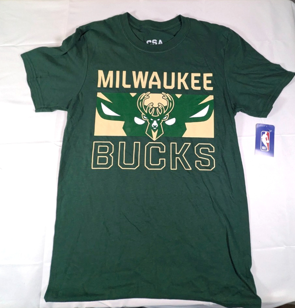 Milwaukee Bucks NBA Sports T-Shirt Men's Small Green CSA Graphic Logo Basketball